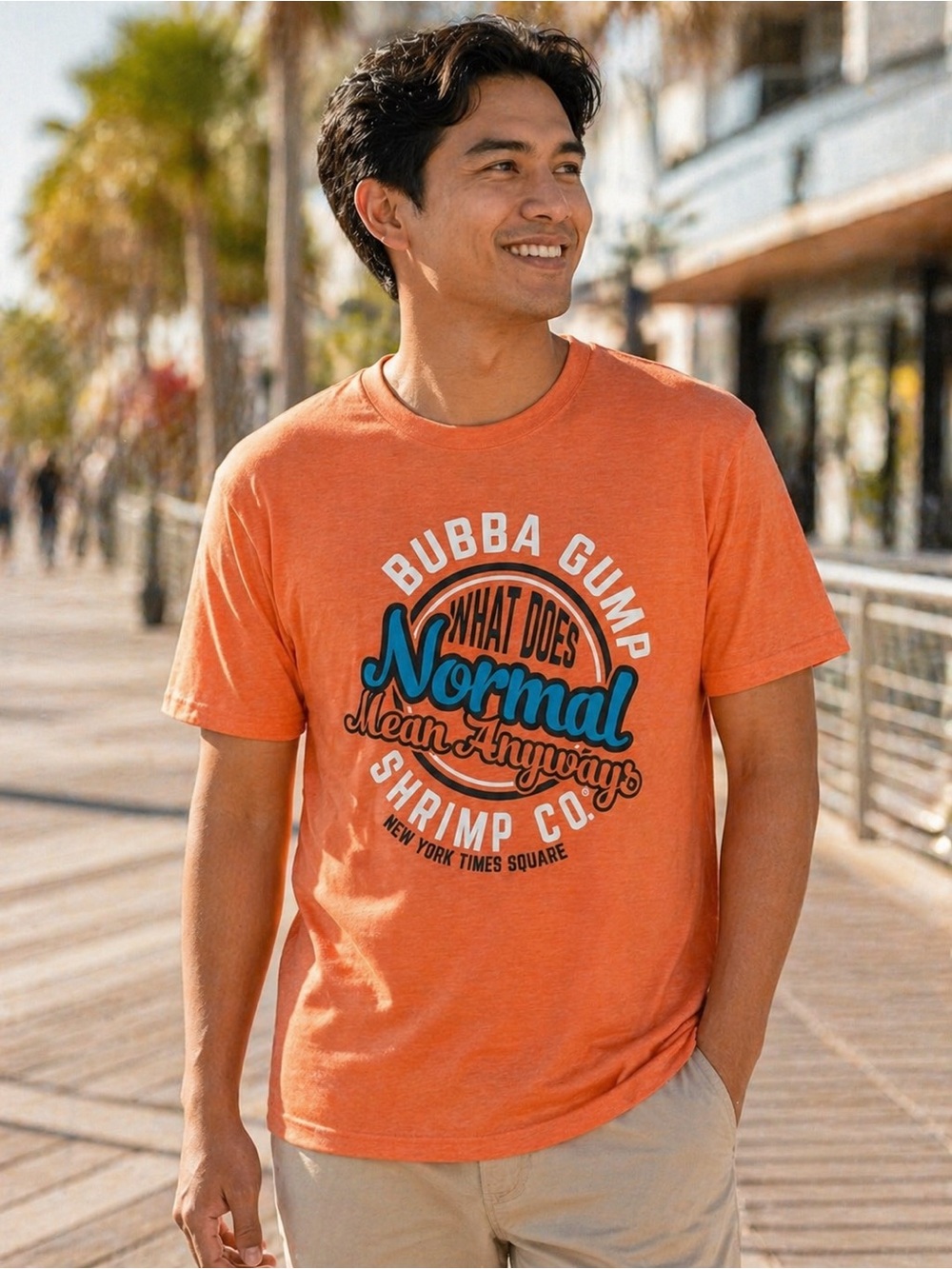 Gildan - Orange - Graphic T-Shirt - Medium